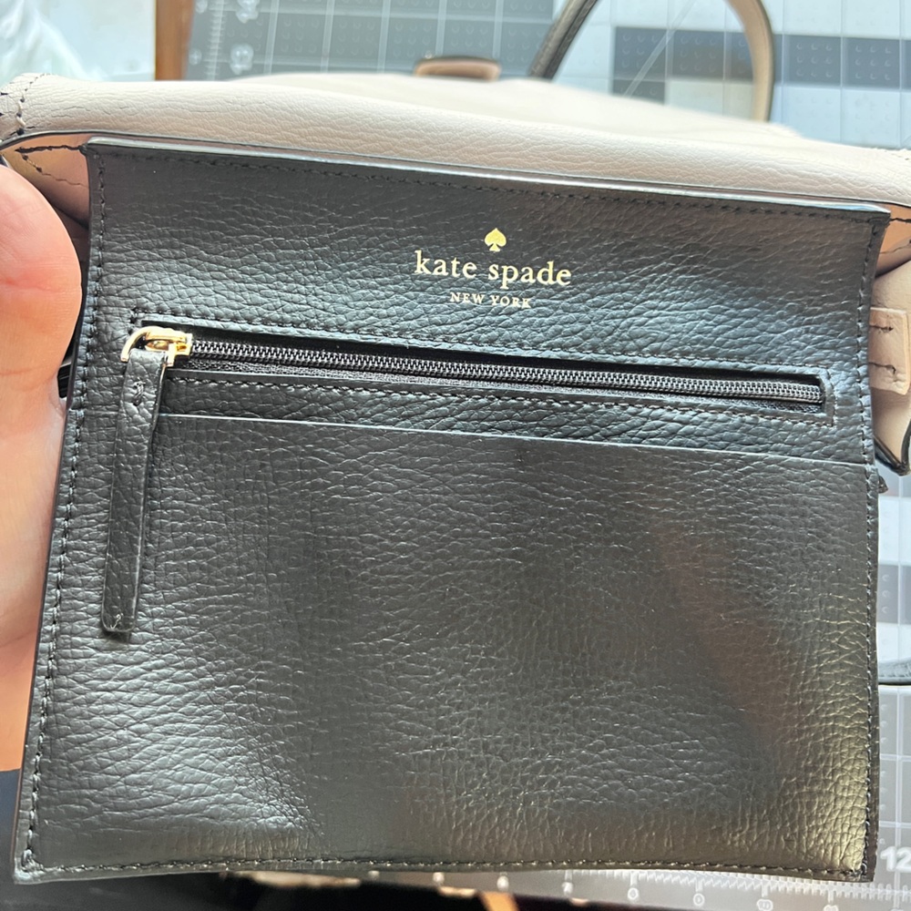 Kate Spade Vanderbilt Place Tegan Bow Black Pebble Leather Crossbody MSRP $279 - Picture 10 of 14